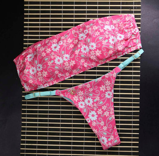 Conjunto de Bikini Floral Rosa con Combinación en Verde Menta | Cinturón Superior + Tanga Mia
