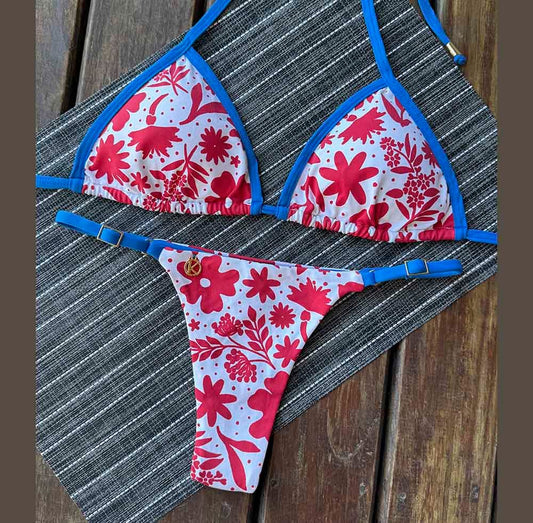 Conjunto de Bikini Scarlet con Combinación Azul | Top Mara + Tanga Mia
